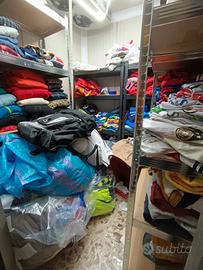 stock abbigliamento sportivo 