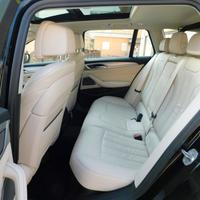 BMW 530d xDrive Touring INDIVIDUAL Pelle-Tetto-HUp