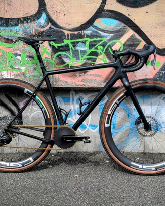 Gravelbike Open Up SRAM FORCE RIVAL XPLR Powermete