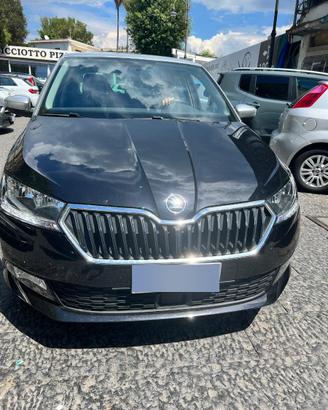 Skoda Fabia twin color anno 2021, 66000 km