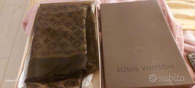 scialle Louis Vuitton 