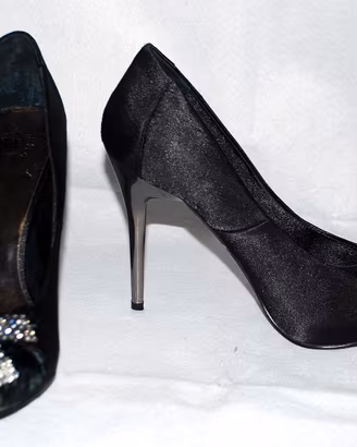 Scarpe nere mis 39 tacco a spillo e decorazione