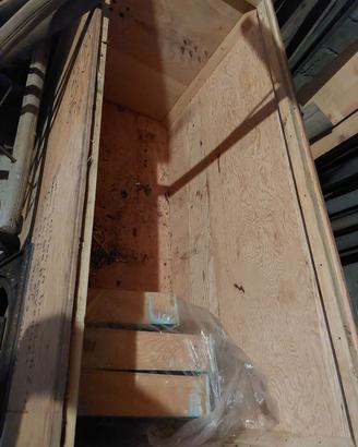 ROBUSTO CASSONE IN LEGNO COPERCHIO