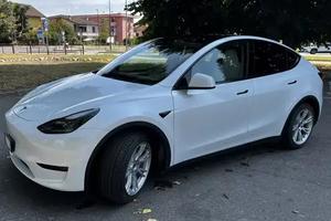 Tesla Model Y RWD