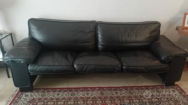 Divano pelle bufalo nera  Brunati Meda