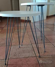 set di 2 tavolini tondi e bianchi