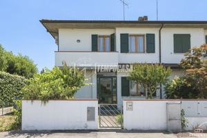 Casa indipendente a Lugo 5 locali