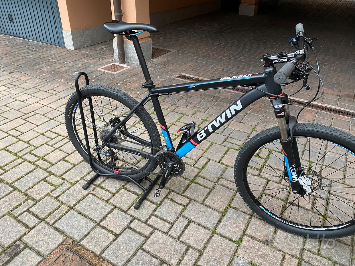 Rockrider 560 Fantastiche offerte di Biciclette