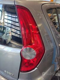 Fanale posteriore destro OPEL AGILA del 2011