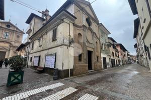 3 LOCALI A CARMAGNOLA