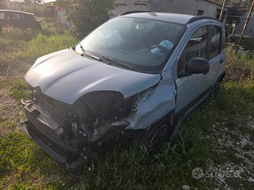 Fiat Panda 1.0 Hybrid incidentata