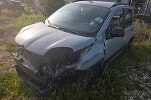 Fiat Panda 1.0 Hybrid incidentata