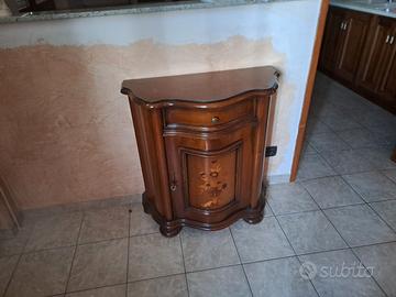 Mobiletto su disimpegno