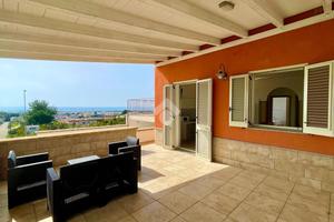 CASA INDIPENDENTE A SALVE