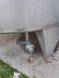 Cisterna inox 100 hl per stoccaggio liquidi