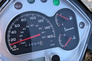 Piaggio Vespa 300 GTS