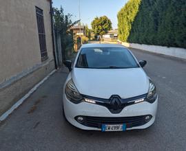 RENAULT Clio 4ª serie - 2015