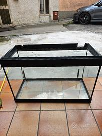 Acquario 100l compreso di tutto 