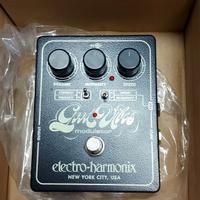 Electro Harmonix Good Vibes Modulator Chorus Vibra