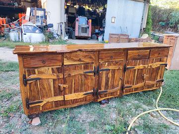 mobili di legno olivo