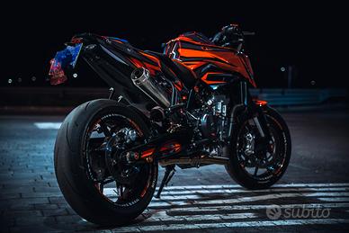 KTM Duke 790 L 2024