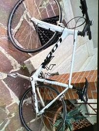 Bici da corsa LOOK 566