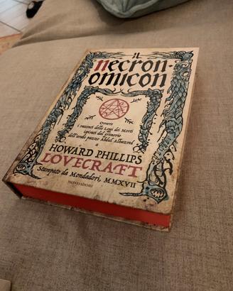 Libro il Necron Omicon