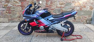 HONDA CBR 600 F2