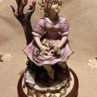 Figura  porcellana dipinta Capodimonte Sartori