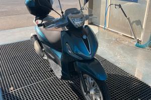 PIAGGIO BEVERLY 300