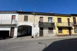 Immobile in asta di 106 m² con 3 locali a Gambolò