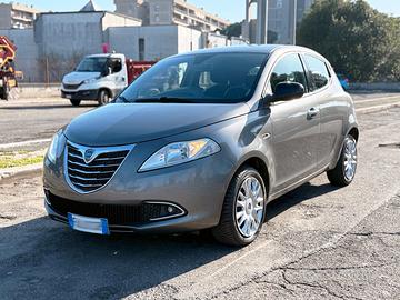 Lancia Ypsilon 1.2 69cv - 2014 - GARANZIA RATE PER