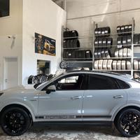 Cerchi NUOVI Porsche Cayenne raggio 21 cod.87341