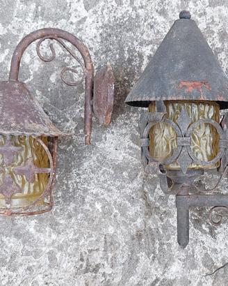 Coppia di vecchie applique lampade da esterno