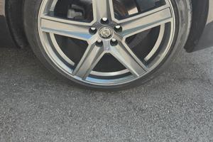cerchi 5x98 da 18 con gomme alfa 147 156 gt