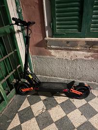 monopattino elettrico