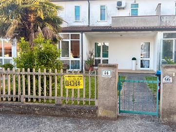 Jolanda di savoia (fe) rif.26 villetta a schiera