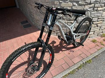 Mtb downhill Commencal Supreme 29” M