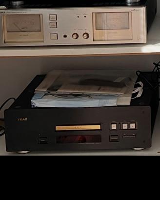 LETTORE CD TEAC
