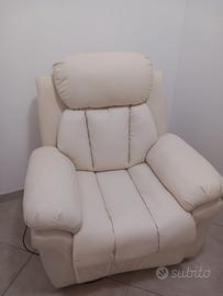 Poltrona Alzapersone relax reclinabile