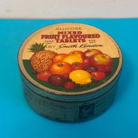 Scatola di latta vintage Smith Kendon