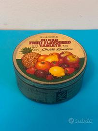 Scatola di latta vintage Smith Kendon