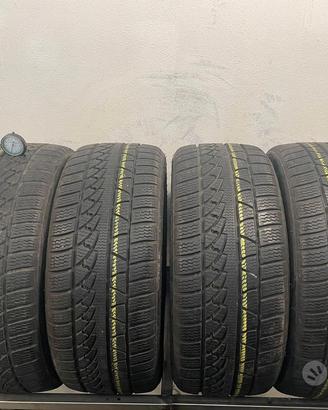 215 45 r16 90v 4 gomme petlas invernale