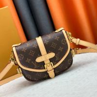 borsa Louis Vuitton Saumur BB