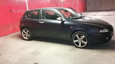 Alfa romeo 147/ punto