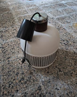 Lampadario di plastica 