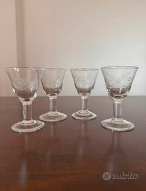 Set di 4 bicchierini da liquore vintage