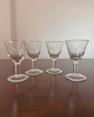 Set di 4 bicchierini da liquore vintage