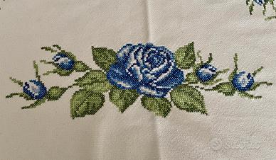 Tovaglietta/ centrotavola vintage rose blu