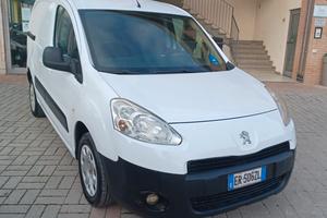 PARTNER 1.6 3 POSTI AUTOM MOTORE TOTALMENTE REVISI